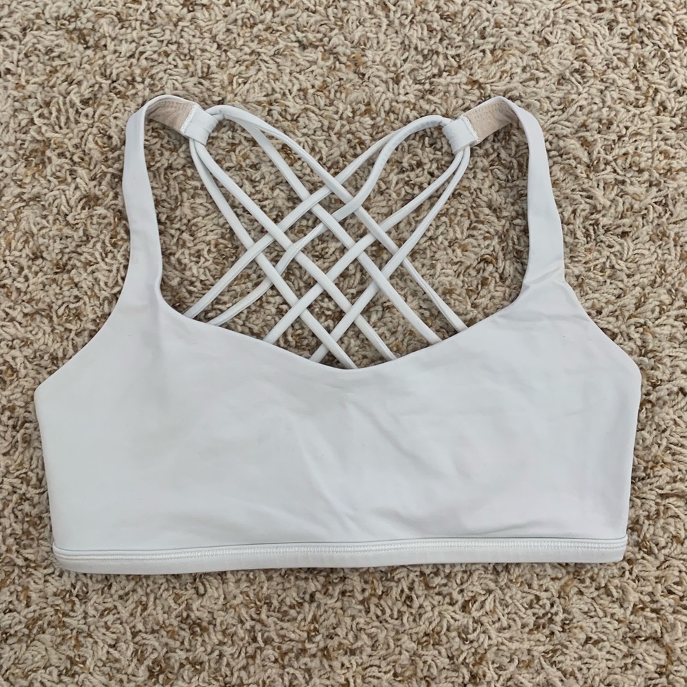 Lululemon Free to Be Wild Sports Bra